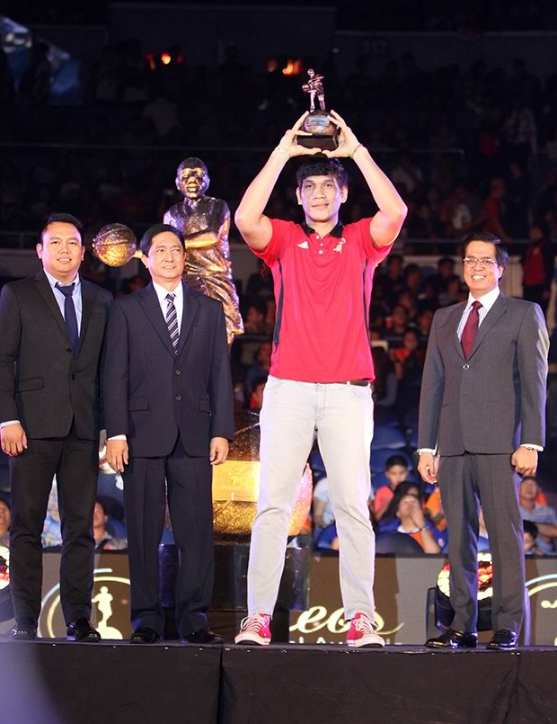 June Mar Fajardo wins his third straight MVP award , Leo AWARDS 2016