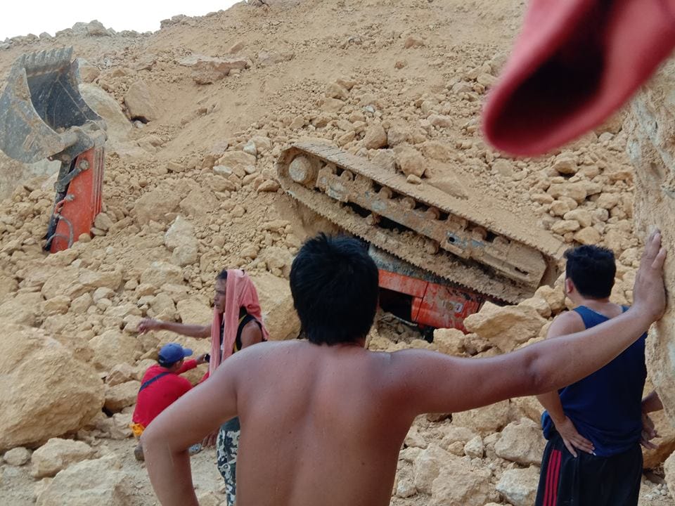 Heavy Equipment of APO LAND and Quarry Corporation also destroy by the landslide in Barangay NAALAD